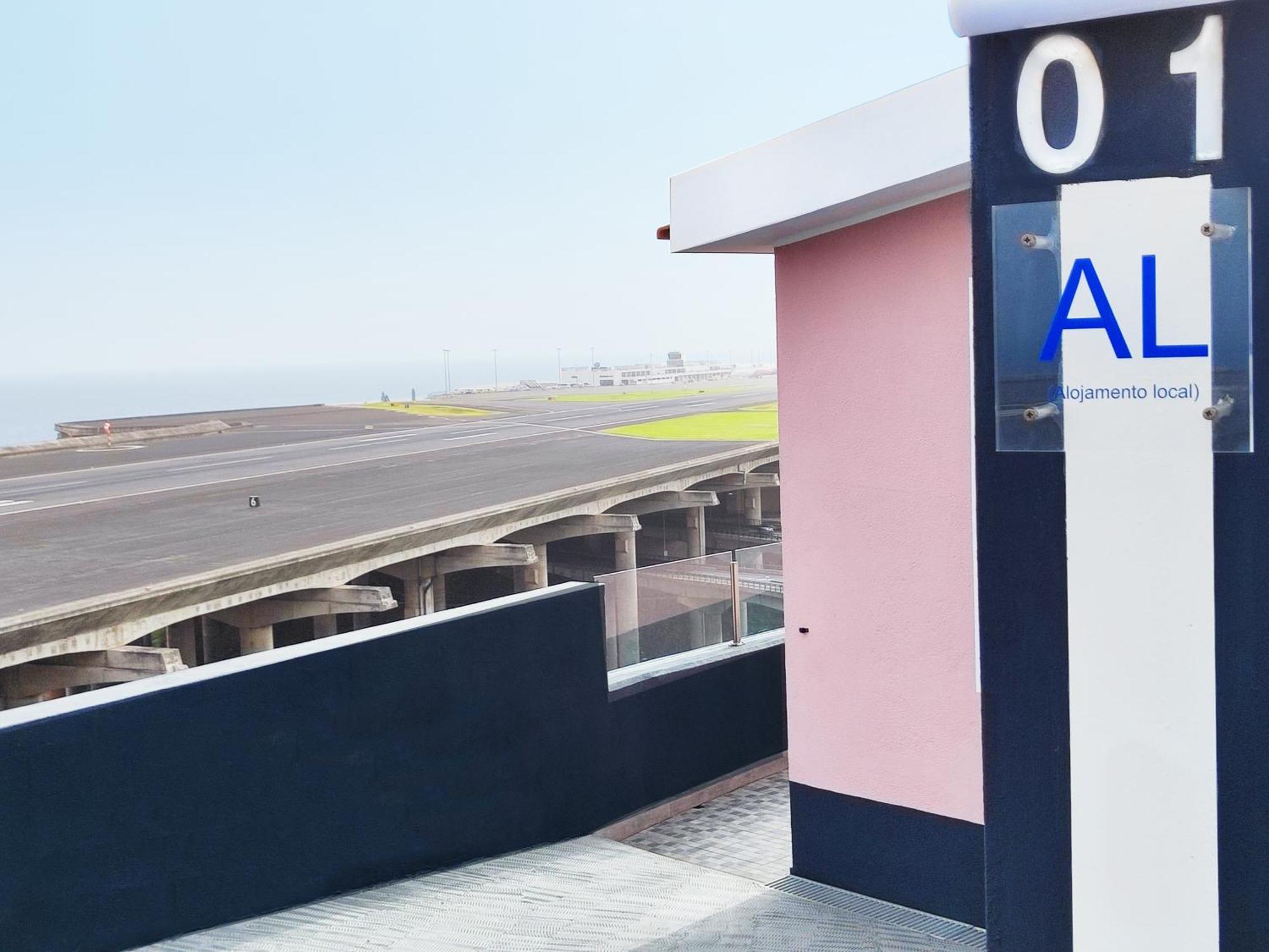 Gateone Al Airport View House Villa Machico  Exterior foto