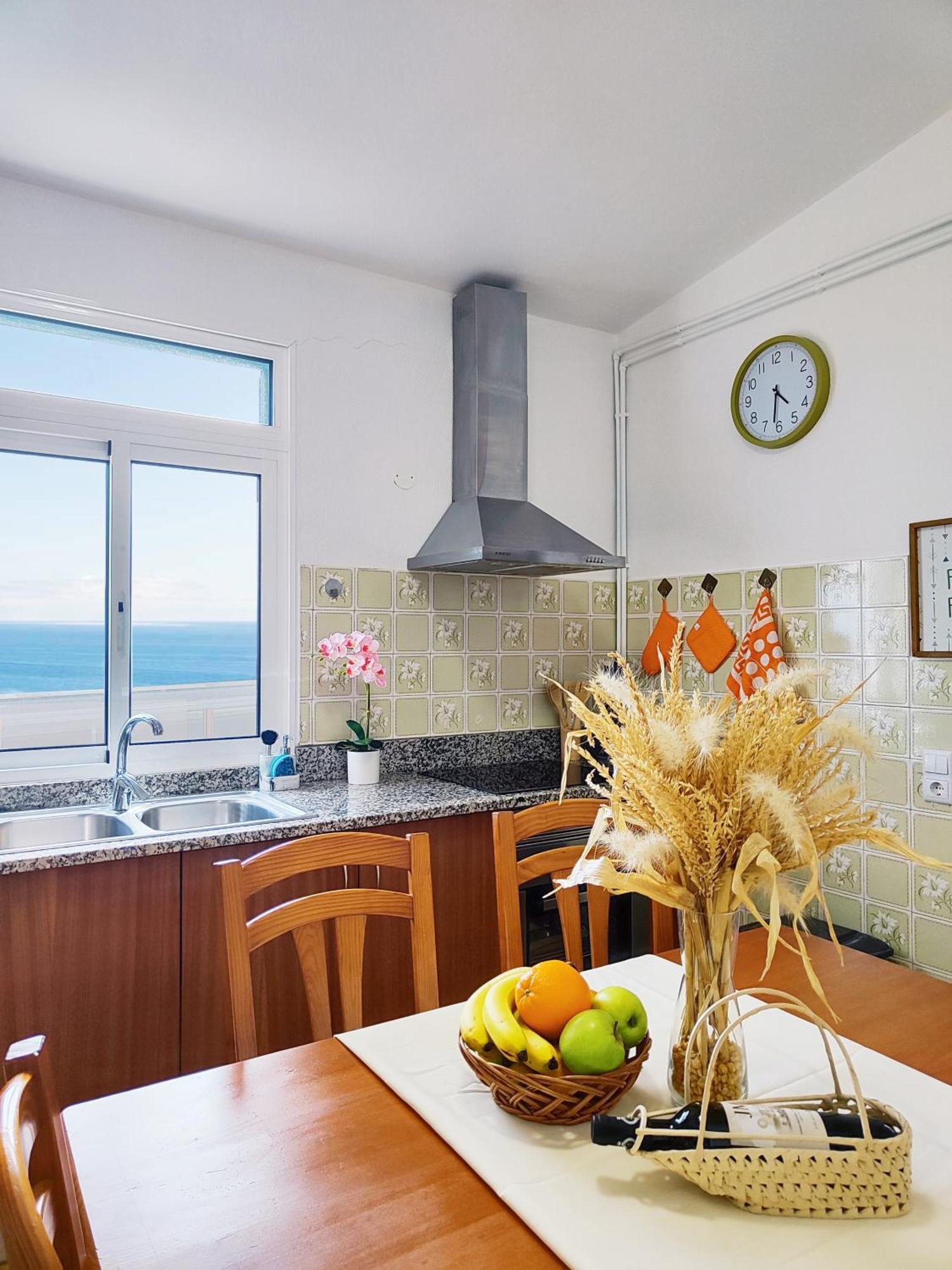 Gateone Al Airport View House Villa Machico  Exterior foto